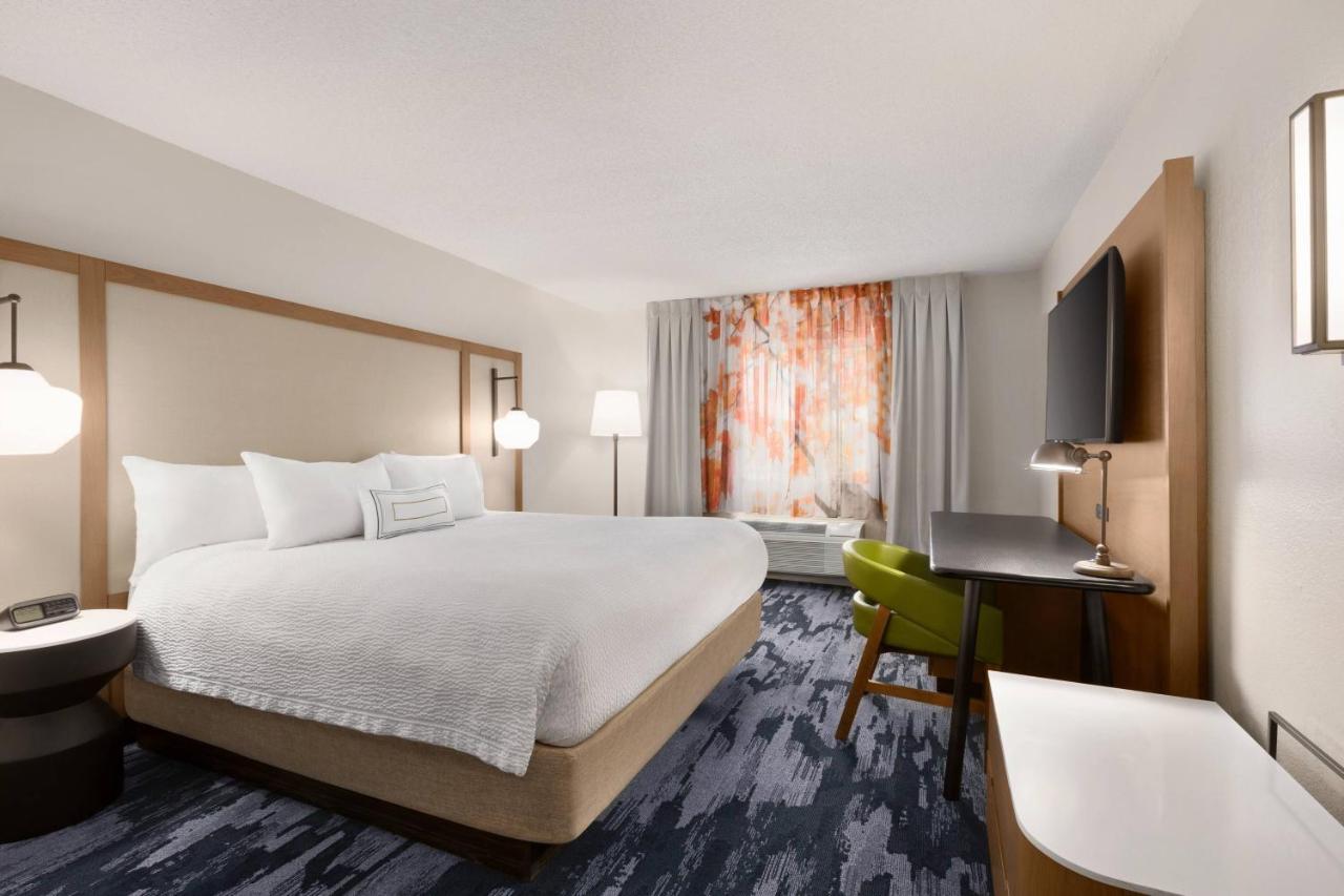 Fairfield Inn Erie Millcreek Mall Екстер'єр фото