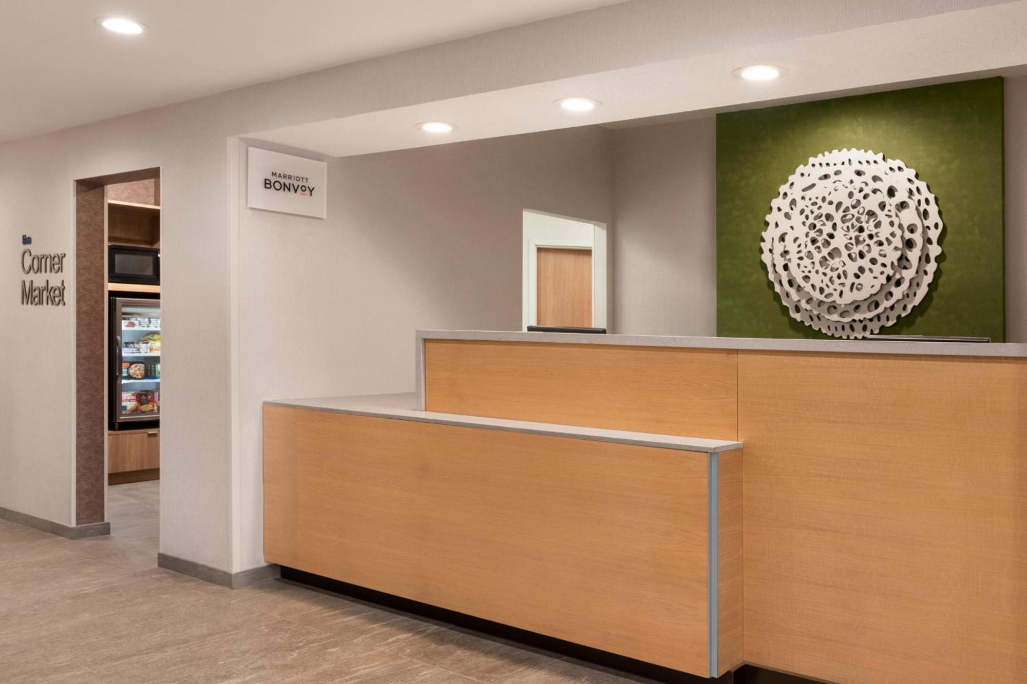Fairfield Inn Erie Millcreek Mall Екстер'єр фото